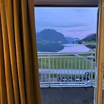 Hotell Thon Partnerhotel Jølster 4*