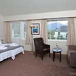 Grand - Unike