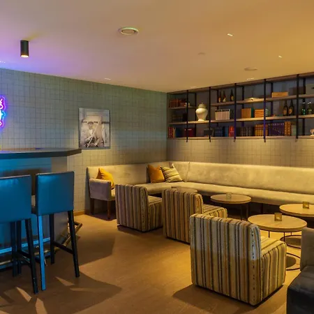 Thon Partnerhotel Jølster Hotell 4*