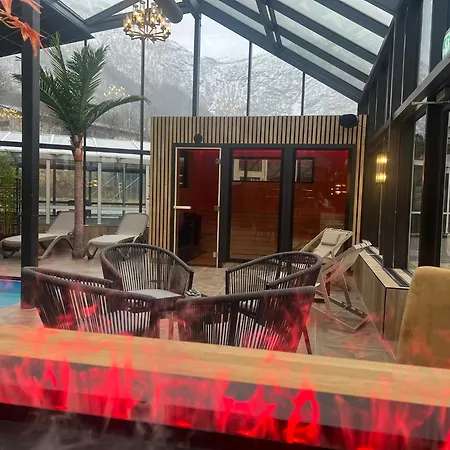 Thon Partnerhotel Jølster 4*
