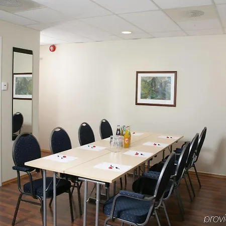 Hotell Thon Partnerhotel Jølster 4*