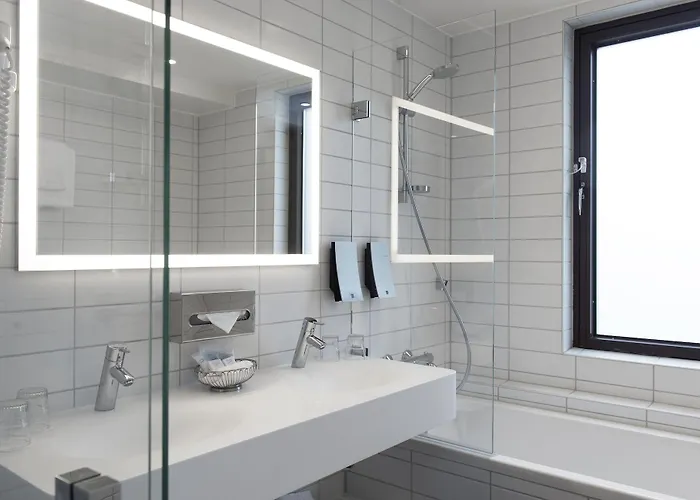 Hotel Grand - Unike 4*