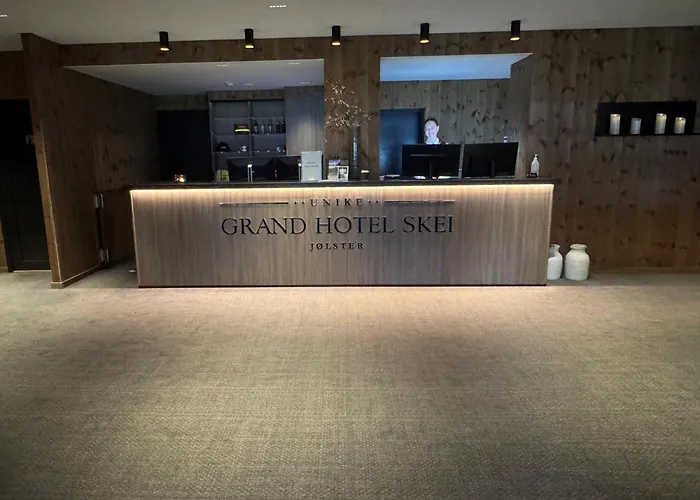 Hotel Grand - Unike