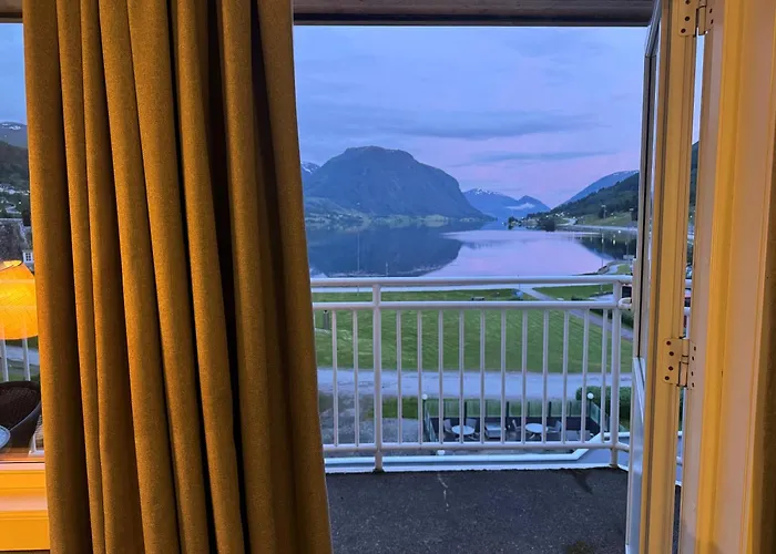 Hotel Grand - Unike 4*