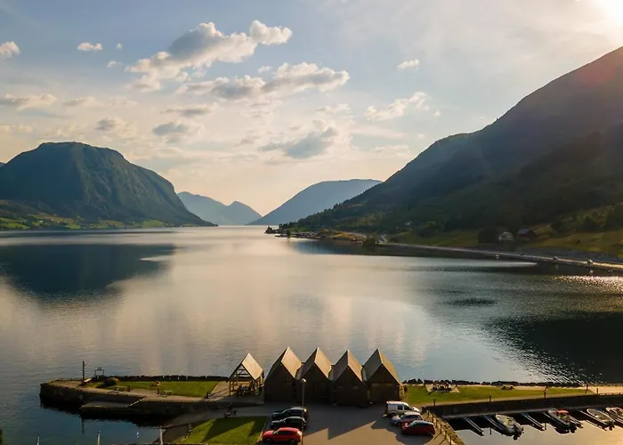 Grand - Unike Skei (Sogn og Fjordane)