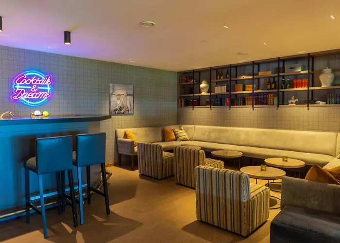 Grand - Unike Hotel 4*