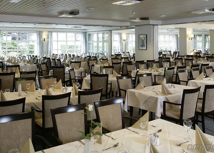 Grand - Unike Hotel 4*