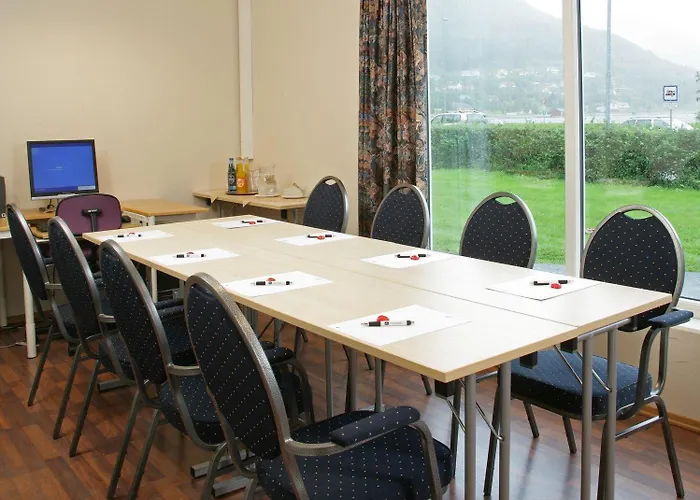 Hotel Grand - Unike 4*