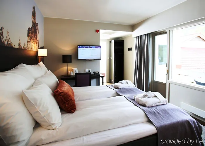 Hotel Grand - Unike